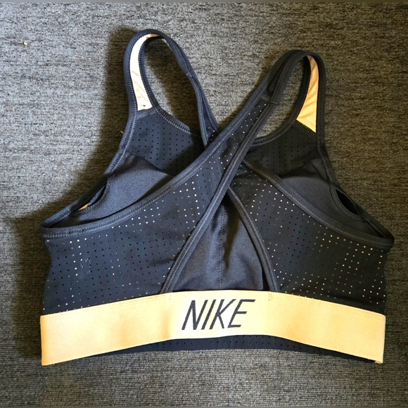 Nike Dri-fit Criss-Cross Sports Bra - Picture 2 of 4